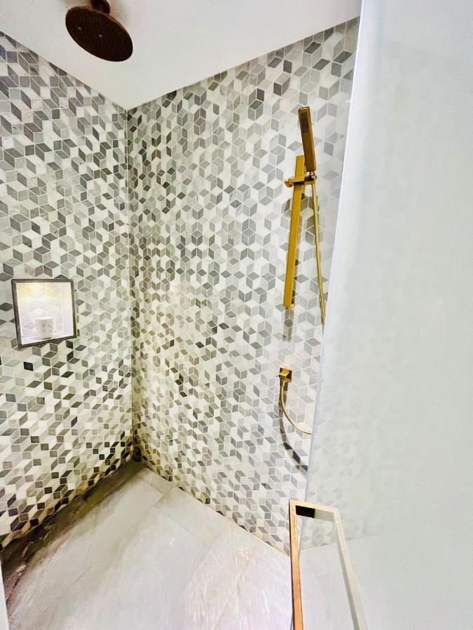 Five Palm Jumeirah - 2 Bedrooms & Maid Room In A Splendid Resort - Modernlux Дубай Экстерьер фото